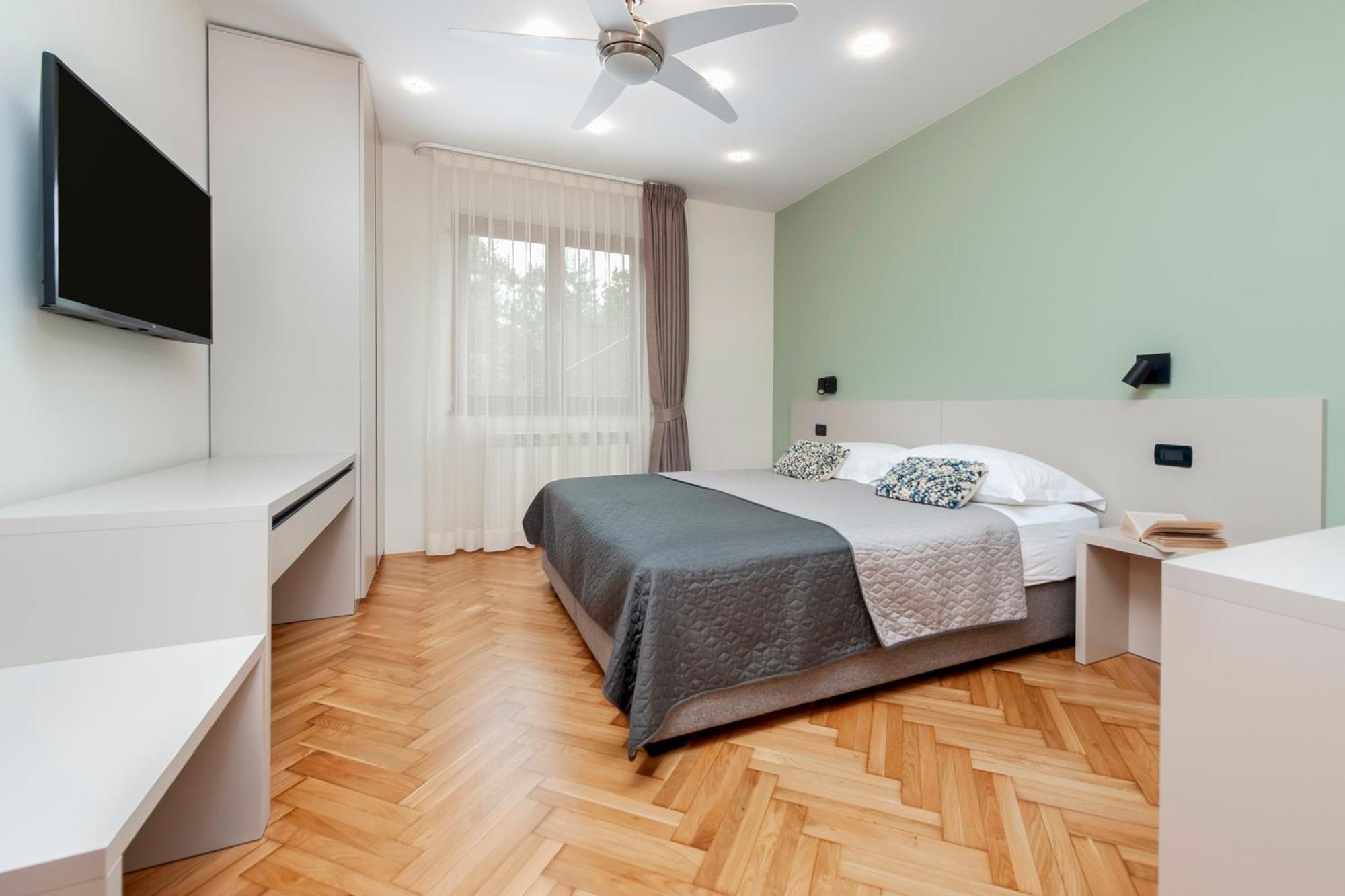 Nina Bed and breakfast 4*